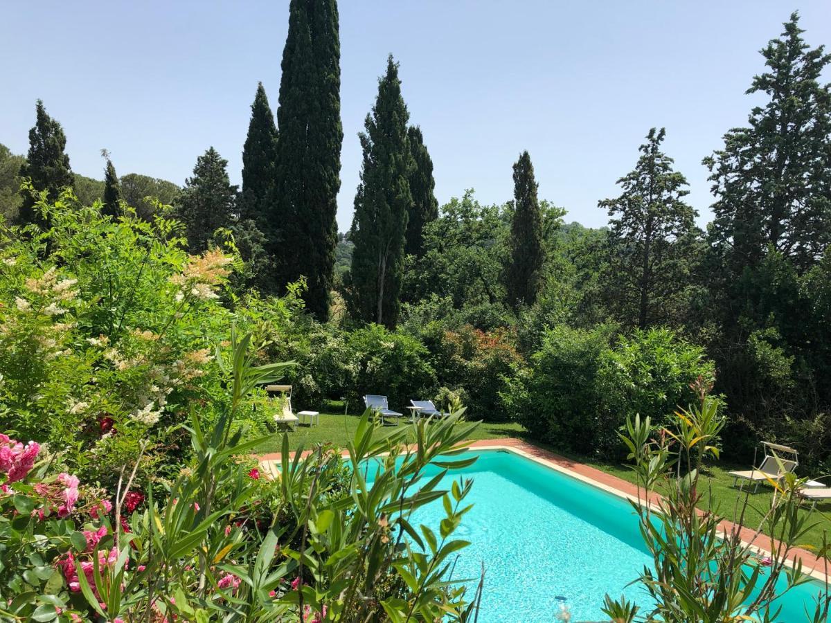 Al Giardino Degli Etruschi Pensionat Chiusi Exteriör bild