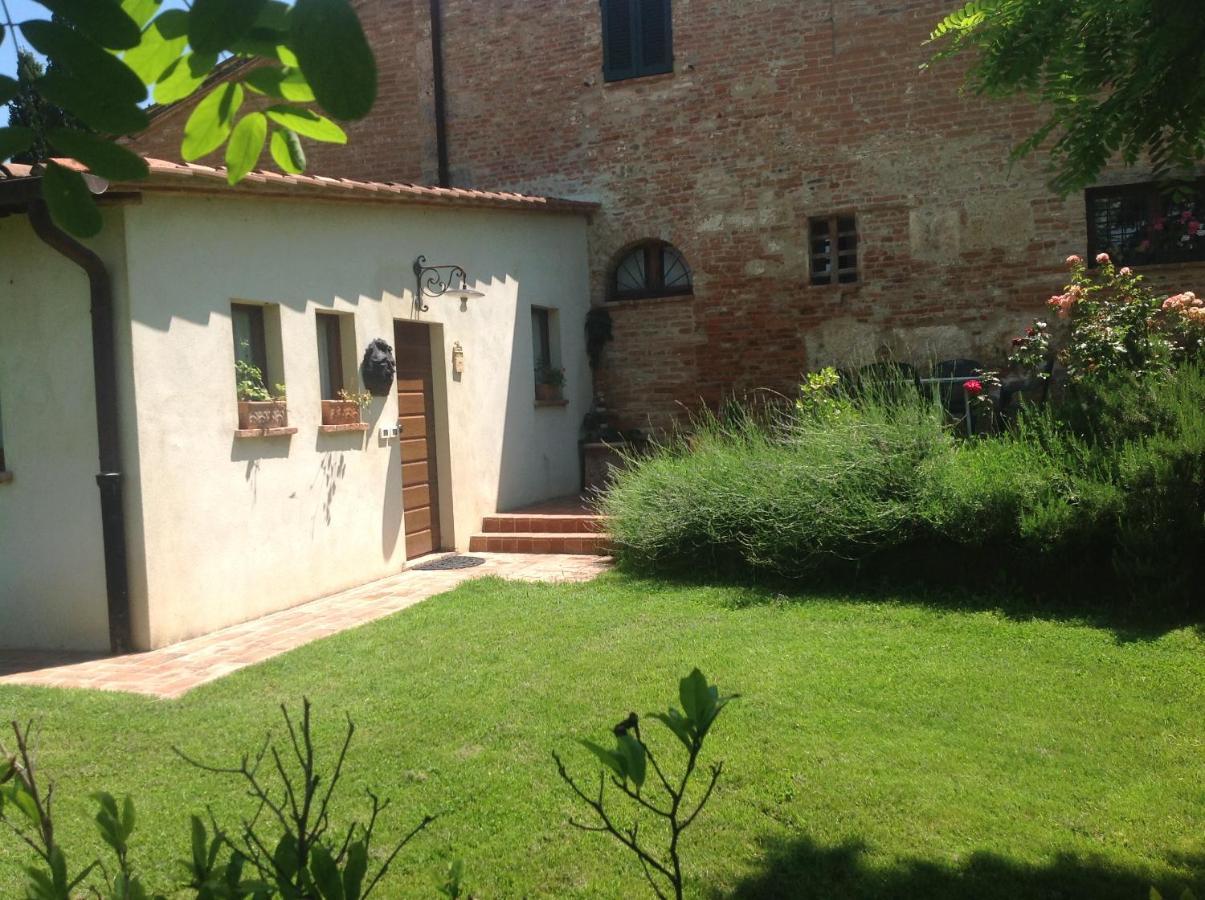 Al Giardino Degli Etruschi Pensionat Chiusi Exteriör bild