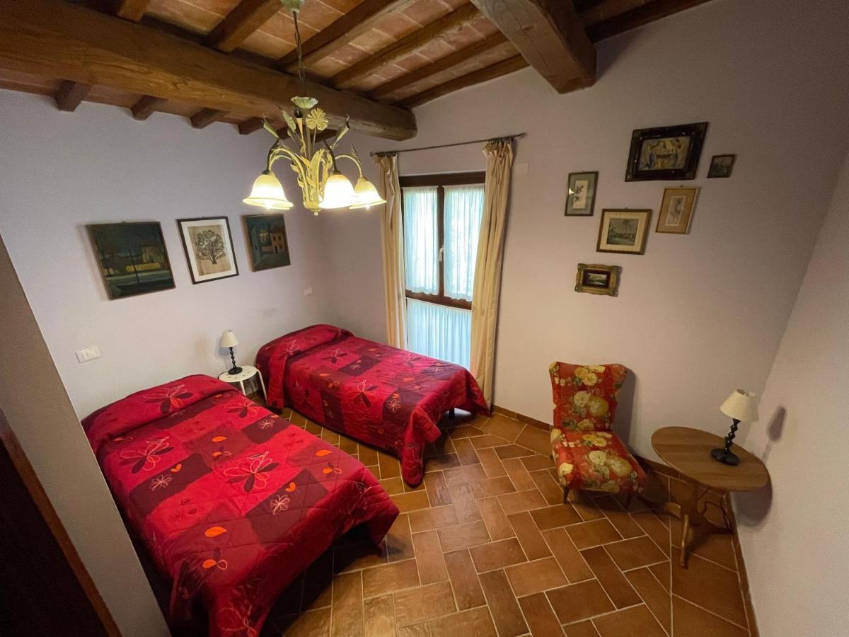 Al Giardino Degli Etruschi Pensionat Chiusi Exteriör bild