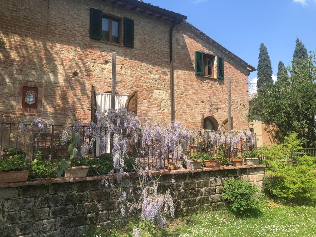 Al Giardino Degli Etruschi Pensionat Chiusi Exteriör bild